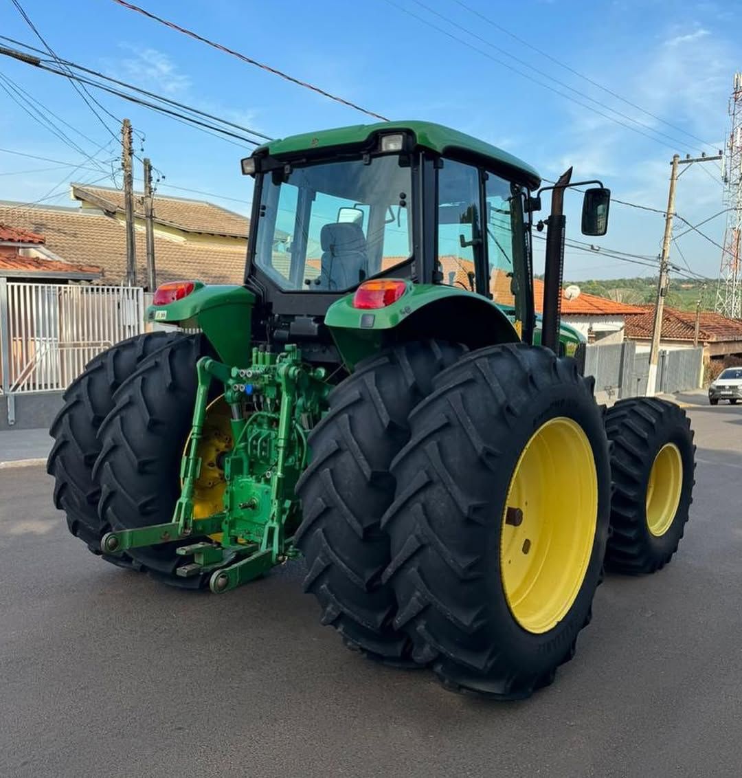John Deere 6145 